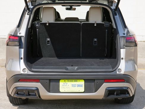 Used 2025 INFINITI QX60 Luxe FWD image 10