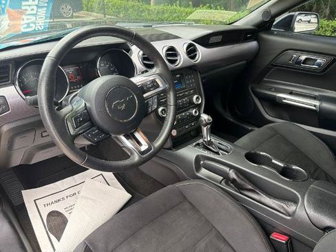 Certified 2017 Ford Mustang Coupe RWD image 6