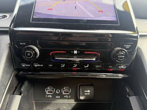 Certified 2024 Jeep Grand Cherokee L Laredo image 23