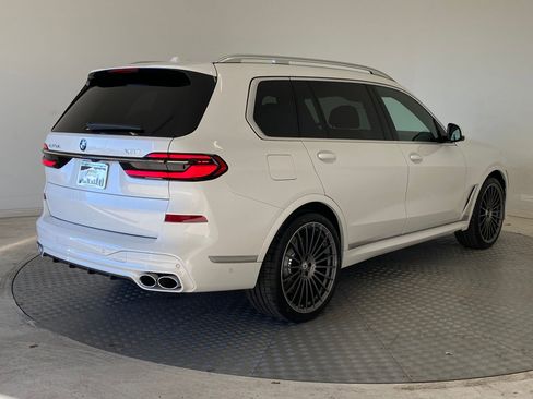 New 2026 BMW ALPINA XB7 AWD/4WD image 9