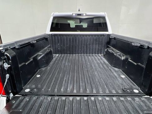 Used 2024 Toyota Tacoma TRD Off-Road AWD/4WD image 22