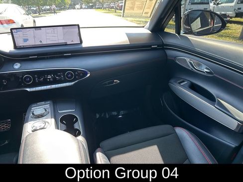 Used 2023 Genesis GV70 2.5T w/ Sport Prestige Package image 11