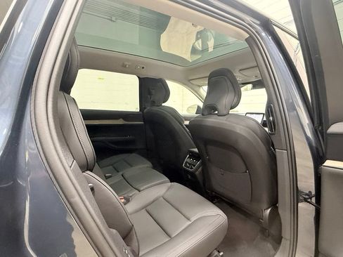 Used 2025 Volvo EX90 Ultra AWD/4WD image 44