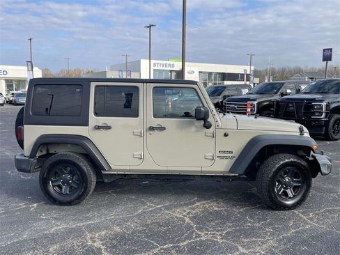 Used 2017 Jeep Wrangler Unlimited Sport w/ Connectivity Group image 2