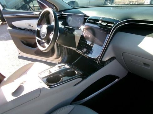 Used 2023 Hyundai Tucson Limited image 21