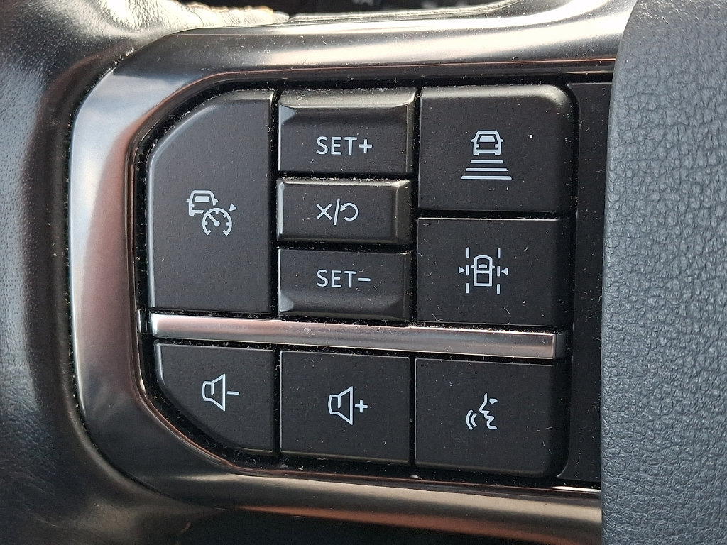Used 2022 Ford Expedition Platinum AWD/4WD image 23