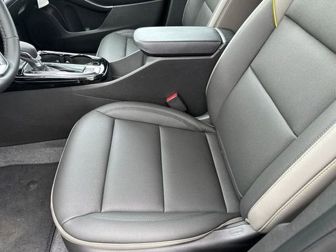 New 2026 Chevrolet Trax ACTIV FWD image 14