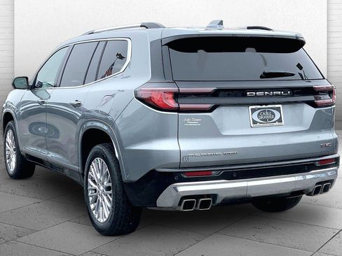 Used 2024 GMC Acadia Denali w/ Super Cruise Package image 10