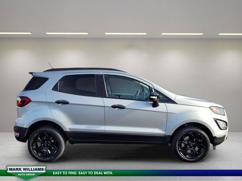 Certified 2022 Ford EcoSport SES image 2