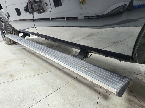 Used 2021 Ford Expedition Max Limited image 51