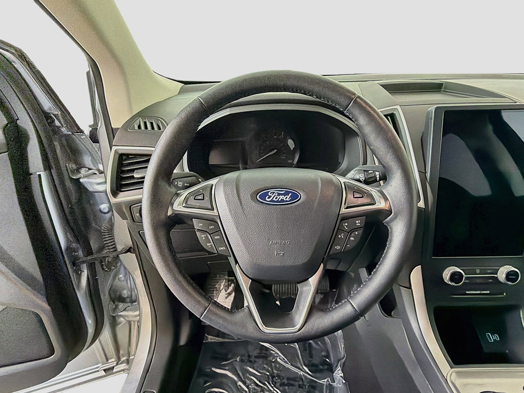 Used 2024 Ford Edge SEL w/ Convenience Package AWD/4WD image 31