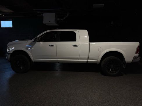 Used 2016 RAM 3500 Laramie w/ Cold Weather Group AWD/4WD image 3