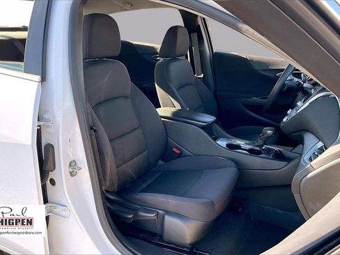 Used 2024 Chevrolet Malibu LT image 7