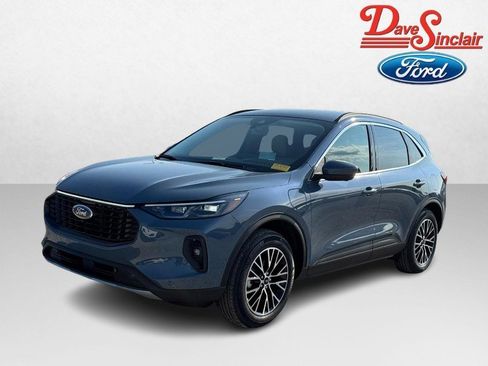 Used 2023 Ford Escape SE w/ PHEV Premium Package image 1