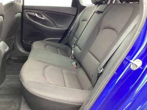 Used 2018 Hyundai Elantra GT image 13