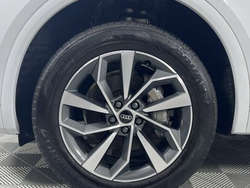 Certified 2023 Audi Q5 2.0T Premium Plus w/ Premium Plus Package image 9