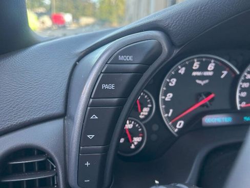 Used 2007 Chevrolet Corvette Convertible w/ Preferred Equipment Group image 34