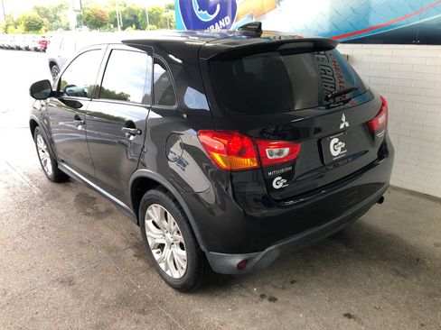 Used 2017 Mitsubishi Outlander Sport ES FWD image 6