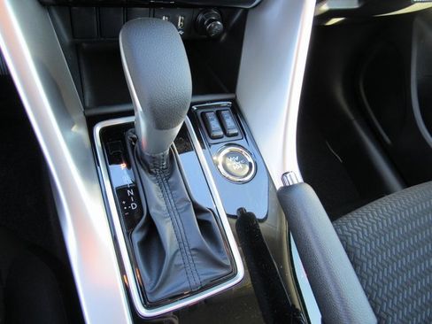 New 2026 Mitsubishi Eclipse Cross LE image 17