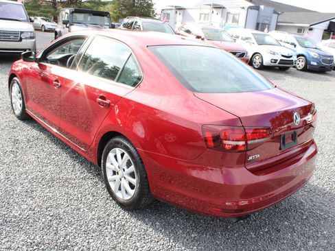 Used 2017 Volkswagen Jetta S image 9