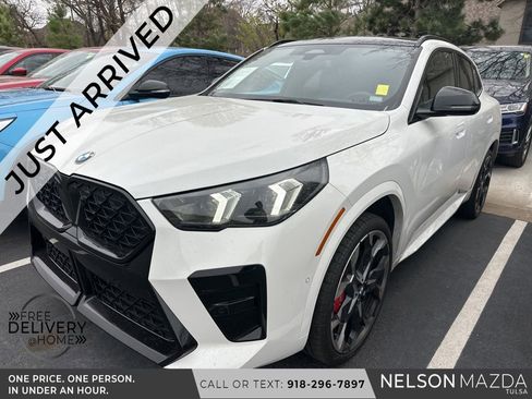 Used 2025 BMW X2 xDrive28i w/ Premium Package image 1