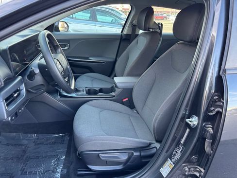 Used 2025 Kia K4 FWD image 25
