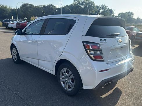 Used 2017 Chevrolet Sonic LT FWD image 7