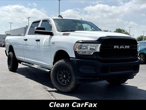 Used 2022 RAM 2500 Tradesman w/ Safety Group AWD/4WD image 3