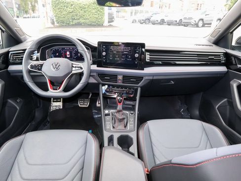 Certified 2025 Volkswagen Jetta GLI Autobahn w/ GLI Black Package FWD image 16