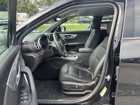 Used 2019 Chevrolet Blazer LT w/ Sound & Technology Package AWD/4WD image 30