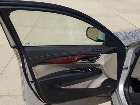 Used 2018 Cadillac ATS Premium Luxury RWD image 9