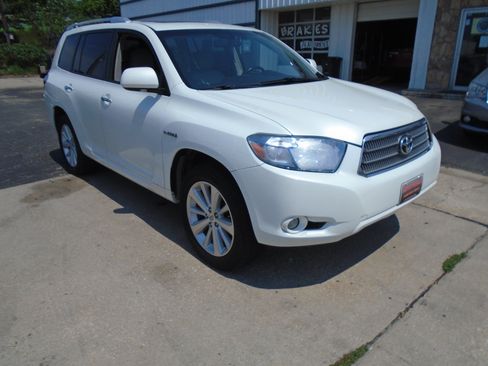 Used 2008 Toyota Highlander Limited AWD/4WD image 8