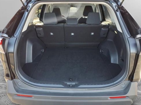 Used 2025 Toyota RAV4 LE image 5