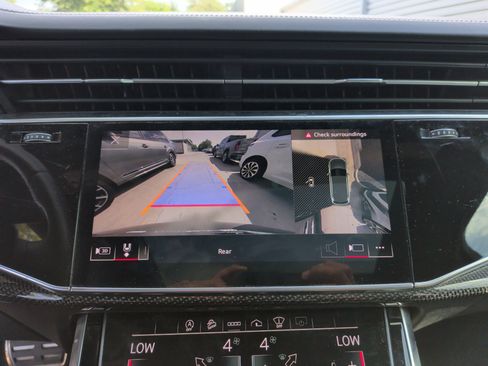 Used 2021 Audi SQ7 Prestige AWD/4WD image 23