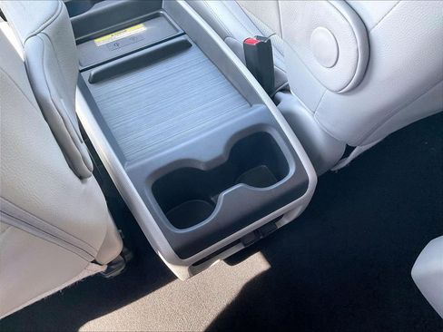 Used 2018 Honda Odyssey Elite image 29