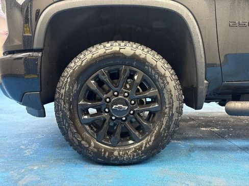 New 2026 Chevrolet Silverado 2500 Custom w/ Custom Value Package AWD/4WD image 14