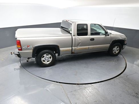 Used 2001 Chevrolet Silverado 1500 LS w/ Firm Ride Suspension Pkg AWD/4WD image 13