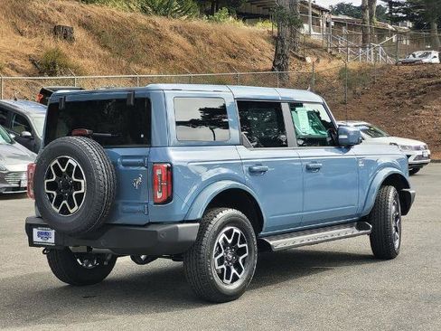 New 2025 Ford Bronco Outer Banks image 3
