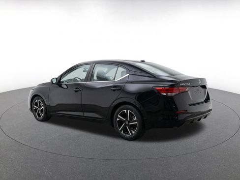Used 2025 Nissan Sentra SV FWD image 7