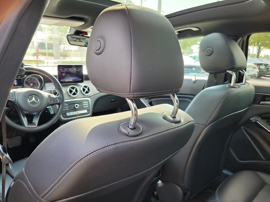 Used 2019 Mercedes-Benz GLA 250 image 16