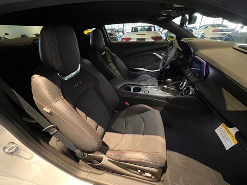 Used 2022 Chevrolet Camaro ZL1 image 21