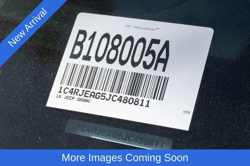 Used 2018 Jeep Grand Cherokee Laredo RWD image 12
