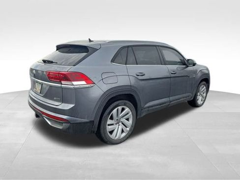 Used 2022 Volkswagen Atlas Cross Sport SE image 7