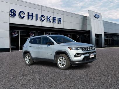 Used 2024 Jeep Compass Latitude