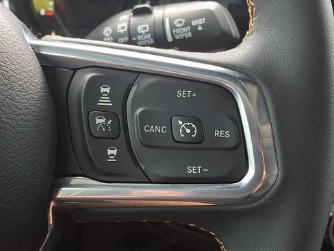 Used 2024 Jeep Wrangler Unlimited Sahara w/ Technology Group AWD/4WD image 25