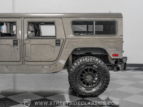 Used 2002 HUMMER H1 4-Door Wagon image 24