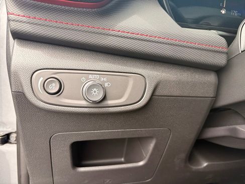 New 2026 Chevrolet TrailBlazer RS w/ Convenience Package FWD image 20