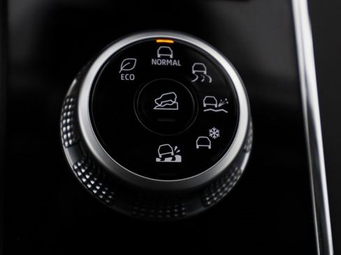 Used 2022 Mitsubishi Outlander SE image 36