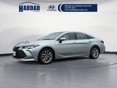 Used 2020 Toyota Avalon XLE w/ Moonroof Package