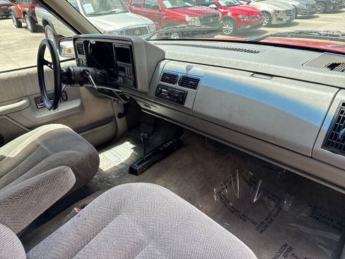 Used 1992 Chevrolet Blazer 4WD image 14